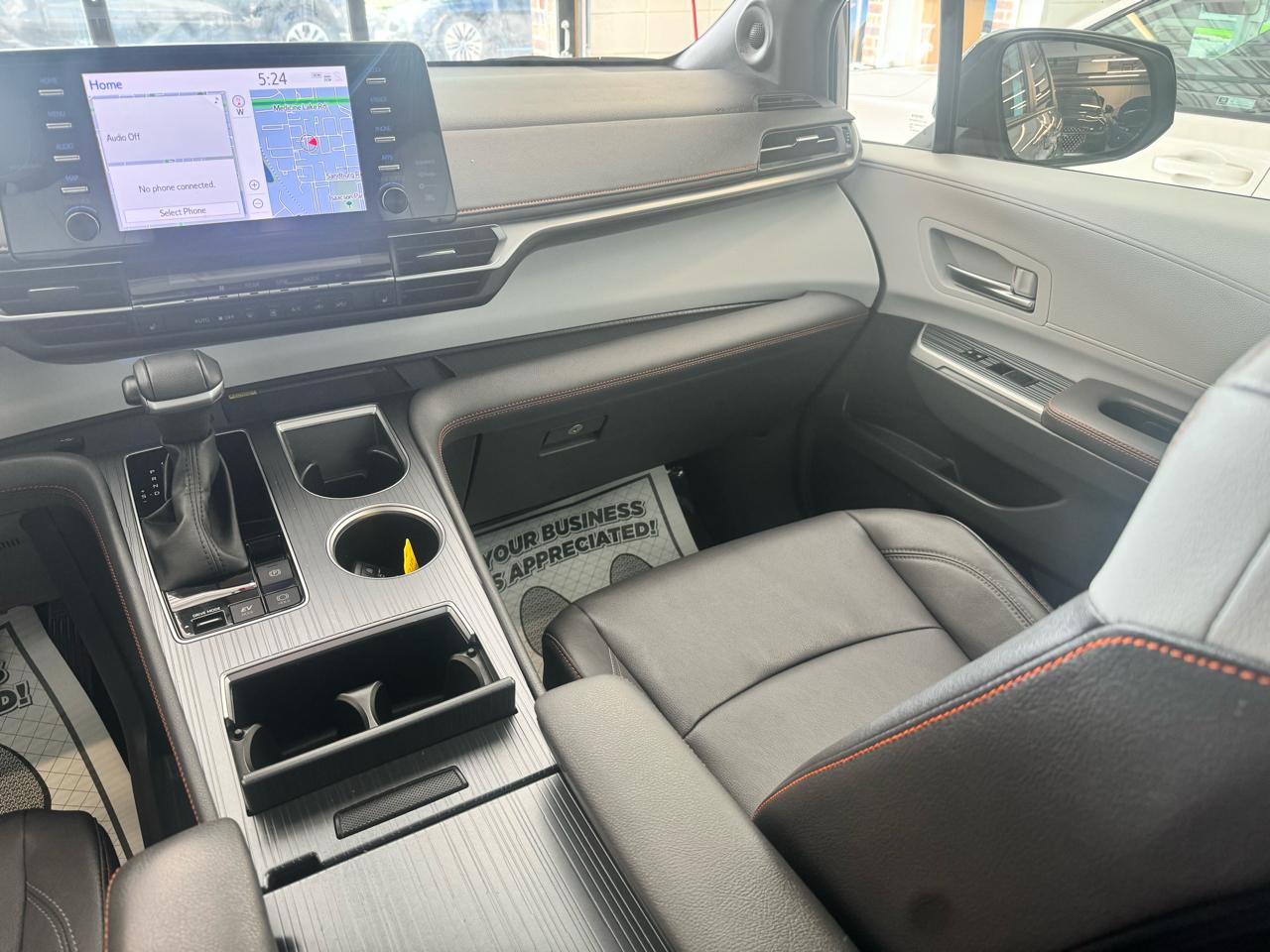 Toyota Sienna XSE AWD 7-Passenger (Natl) 2023