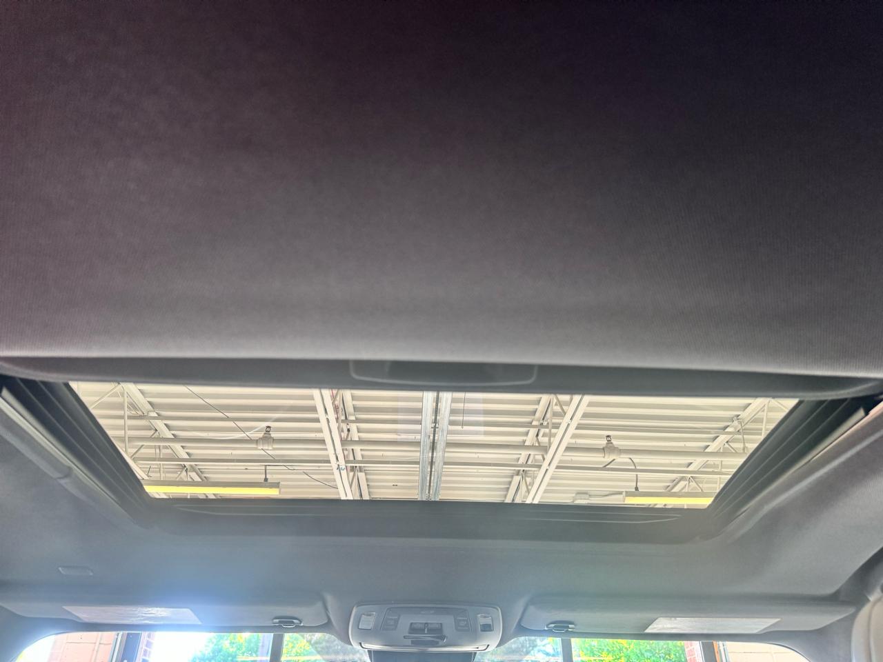 Toyota Sienna XSE AWD 7-Passenger (Natl) 2023