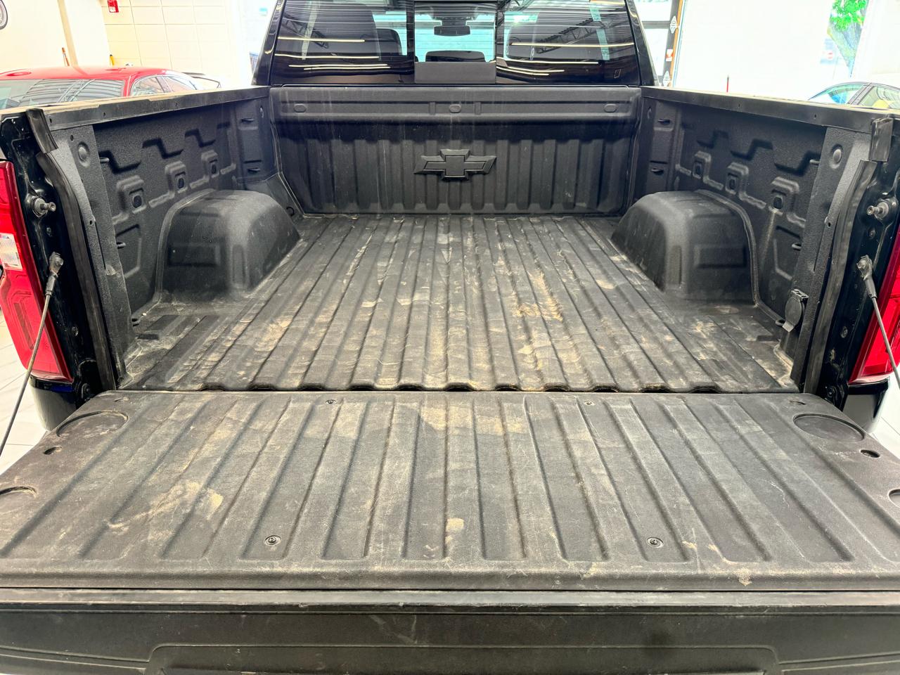 Chevrolet Silverado 1500 4WD Crew Cab 147" LTZ 2022