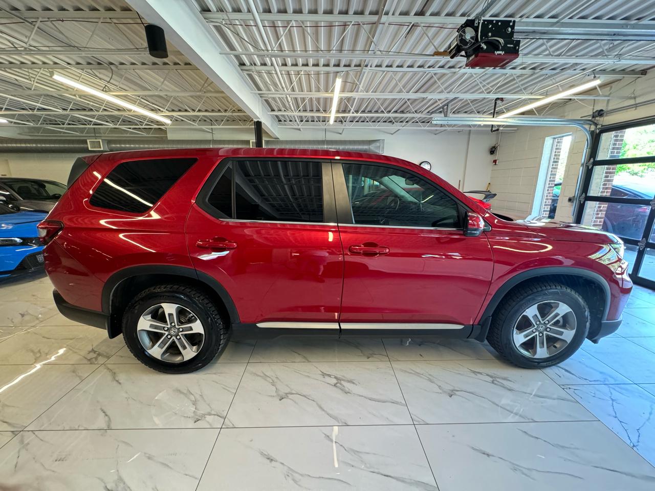 Honda Pilot EX-L+ AWD 2025