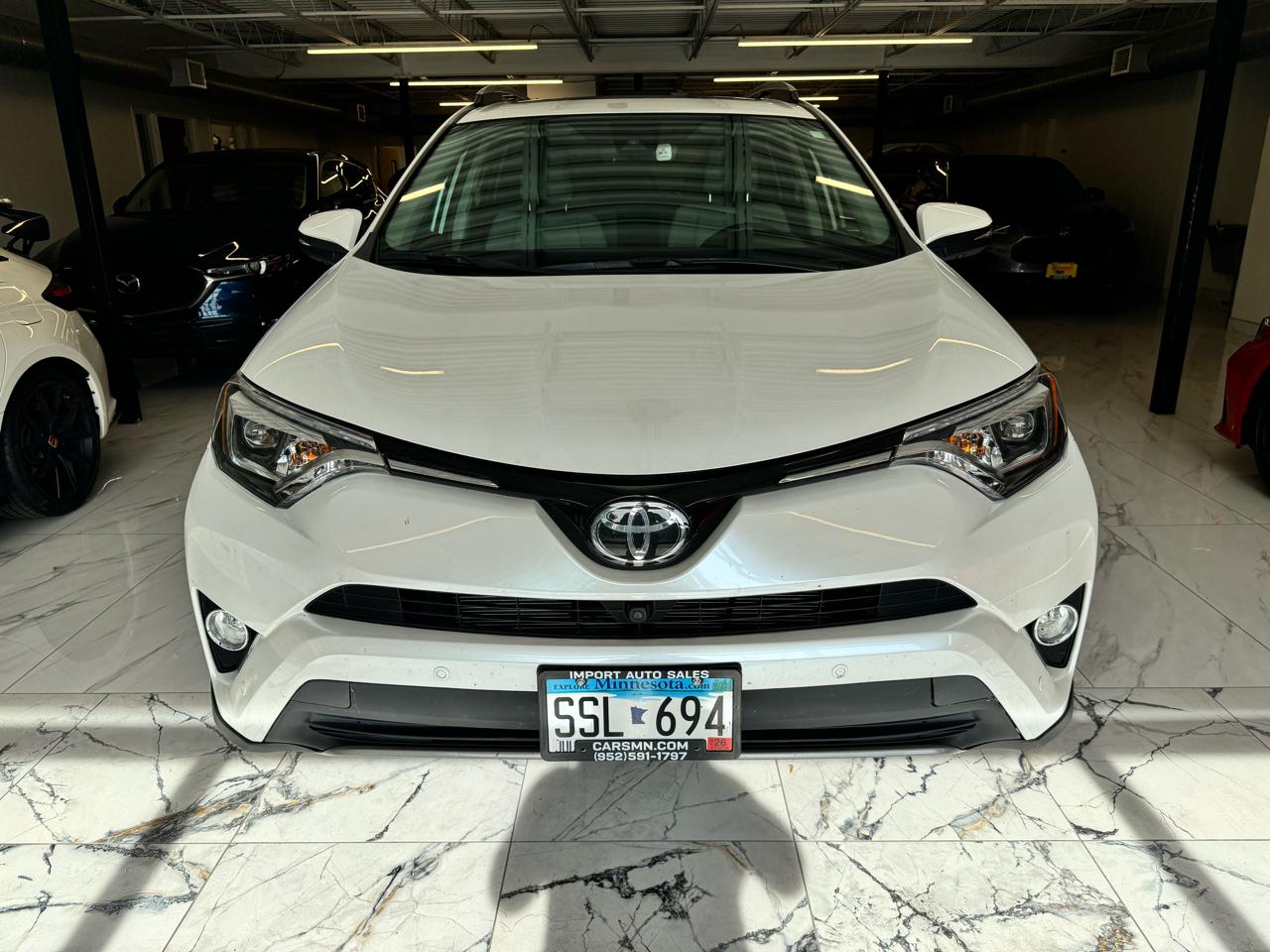 Toyota RAV4 Limited AWD (Natl) 2017