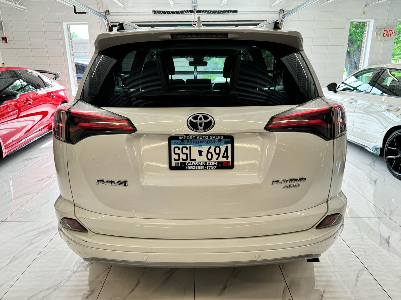 Toyota RAV4 Limited AWD (Natl) 2017