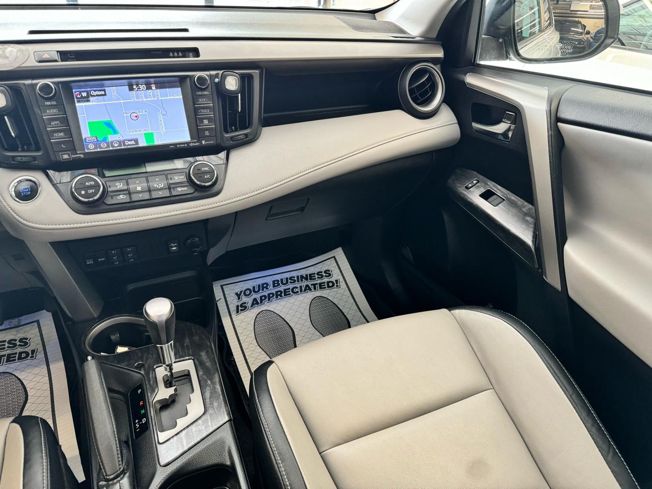 Toyota RAV4 Limited AWD (Natl) 2017