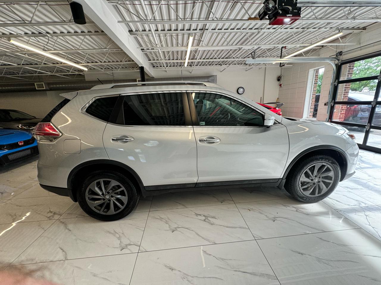 Nissan Rogue AWD 4dr SL 2016