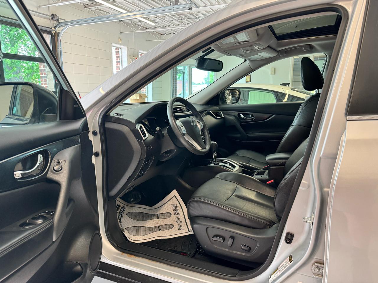 Nissan Rogue AWD 4dr SL 2016