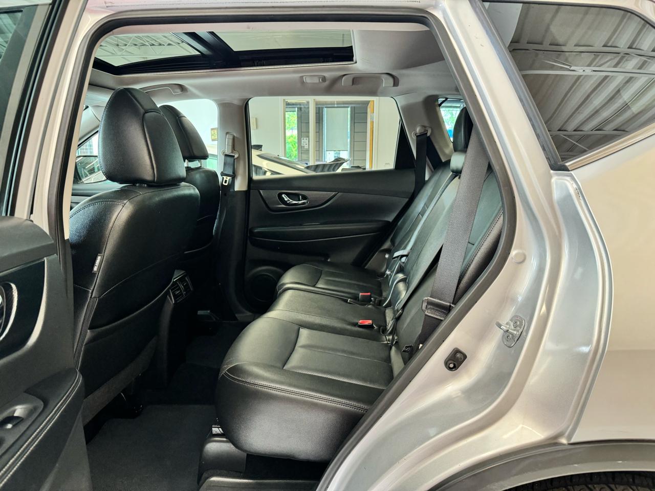 Nissan Rogue AWD 4dr SL 2016