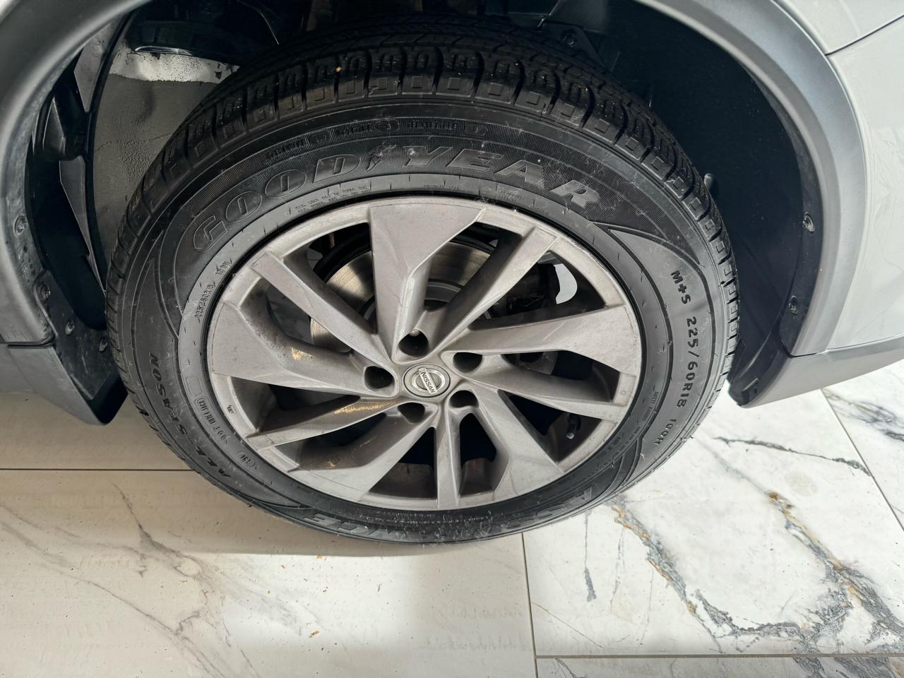 Nissan Rogue AWD 4dr SL 2016
