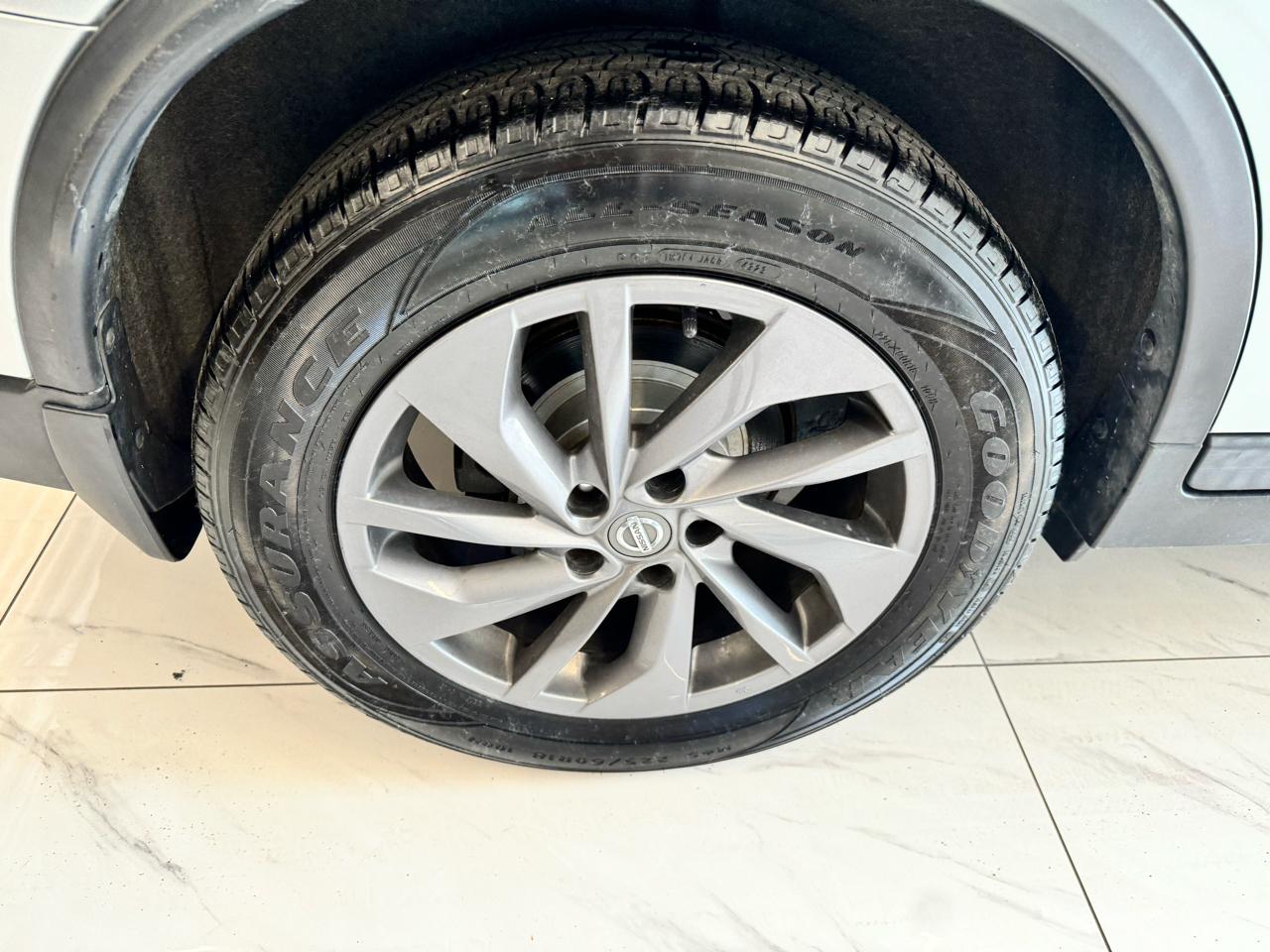 Nissan Rogue AWD 4dr SL 2016
