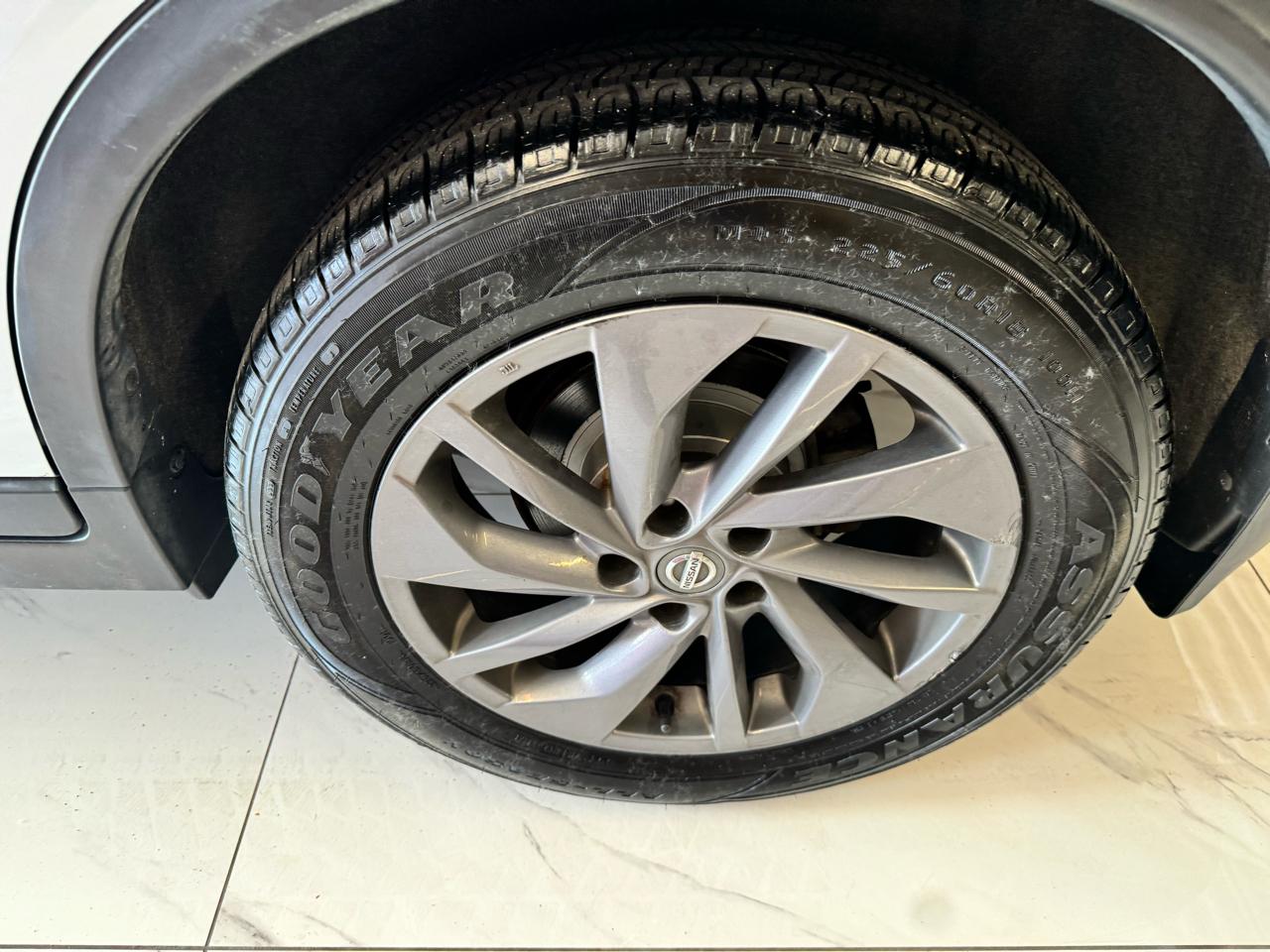 Nissan Rogue AWD 4dr SL 2016