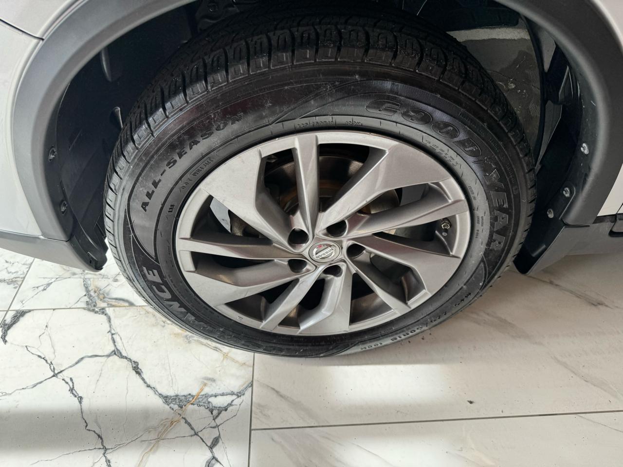 Nissan Rogue AWD 4dr SL 2016