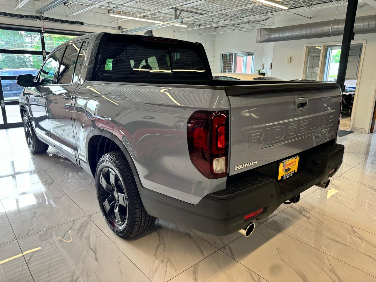 Honda Ridgeline Black Edition AWD 2025