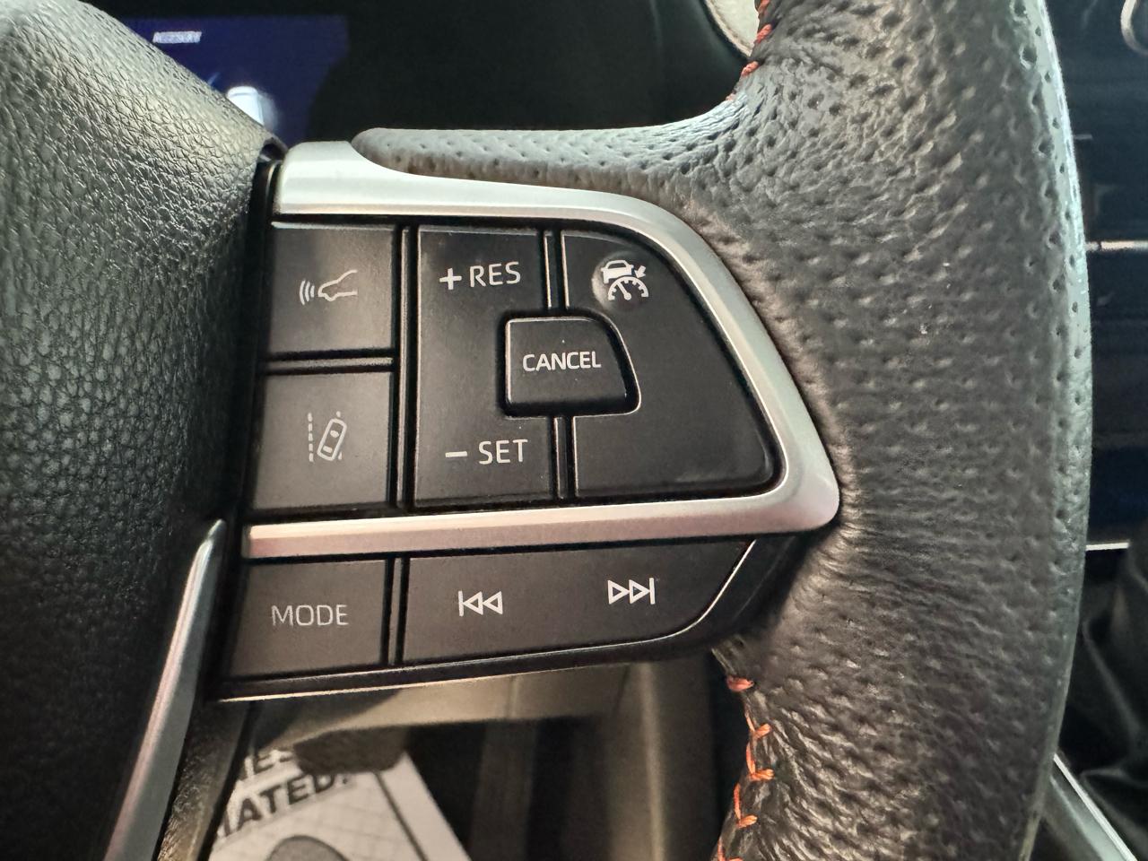 Toyota Sienna XSE 7-Passenger AWD 2024