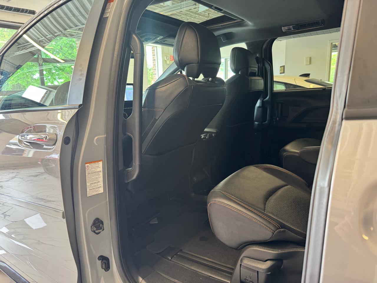 Toyota Sienna XSE 7-Passenger AWD 2024