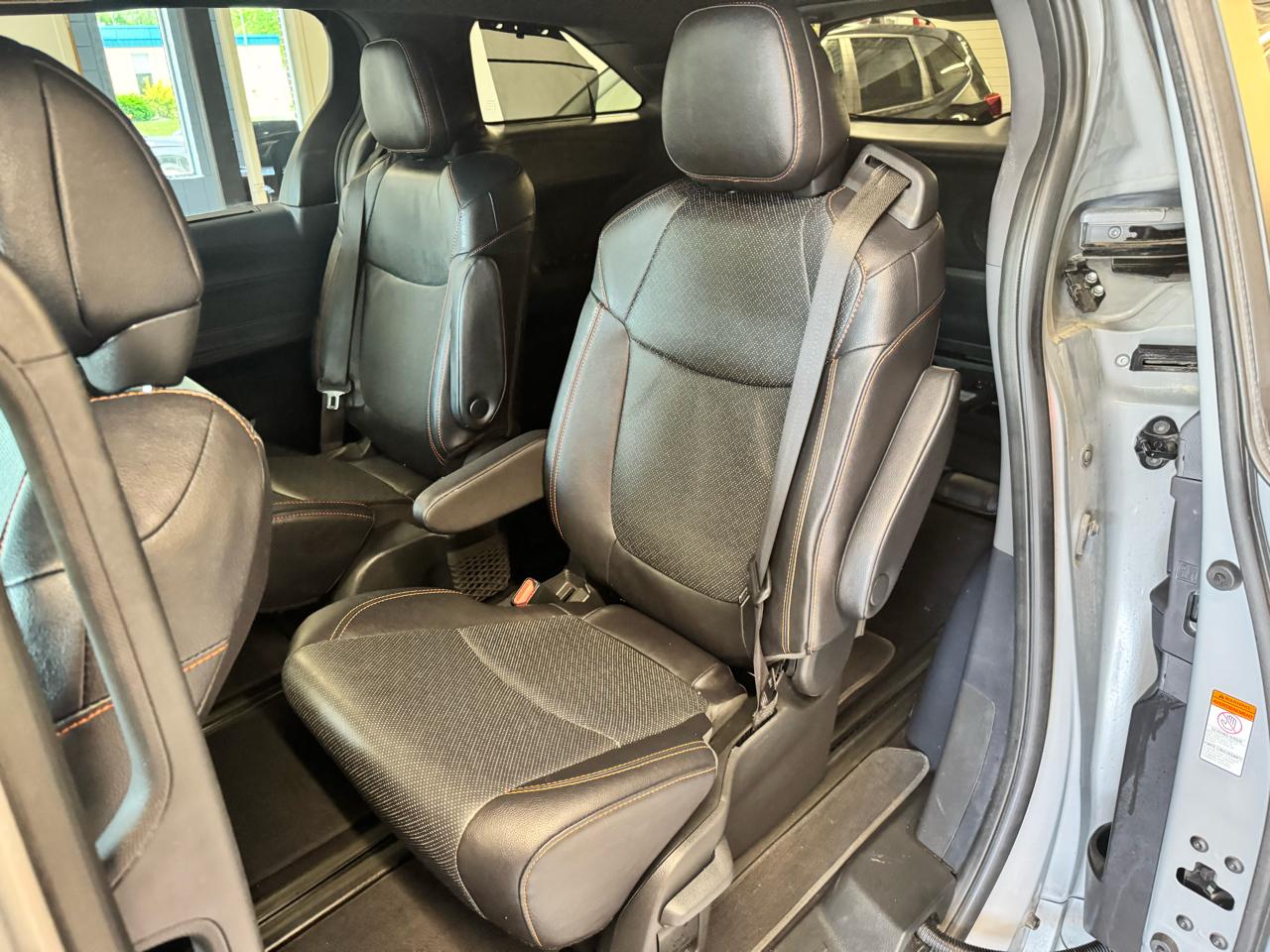Toyota Sienna XSE 7-Passenger AWD 2024