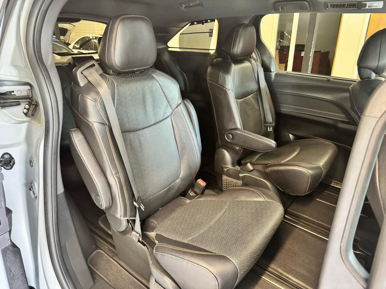 Toyota Sienna XSE 7-Passenger AWD 2024
