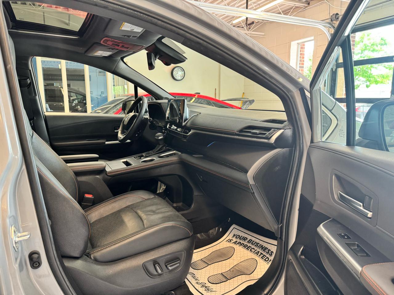 Toyota Sienna XSE 7-Passenger AWD 2024