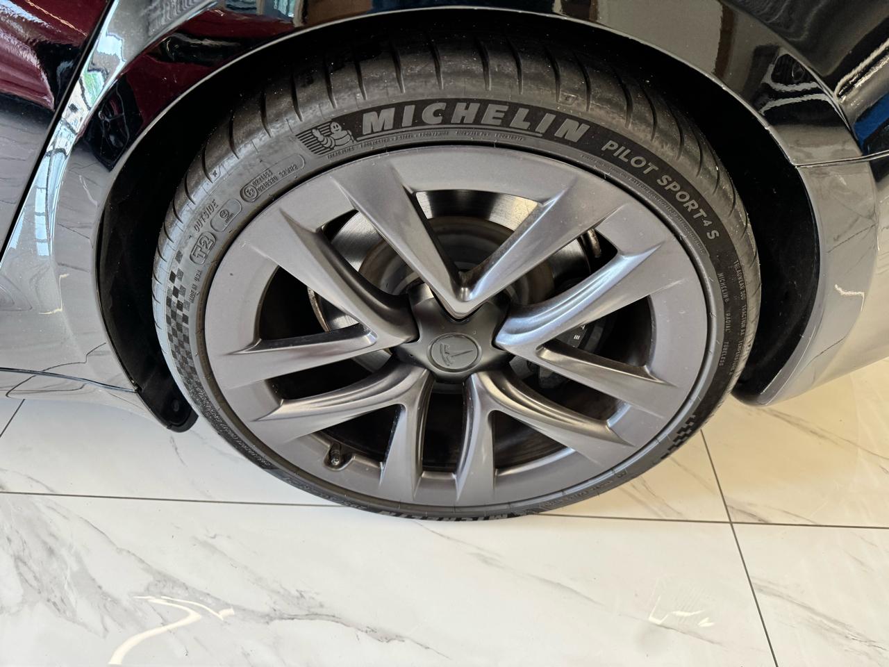 Tesla Model S Plaid AWD 2021