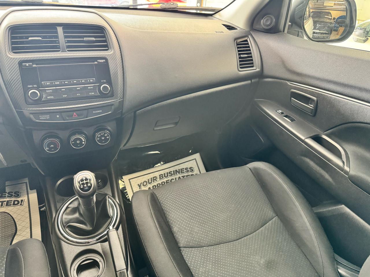 Mitsubishi Outlander Sport 2WD 4dr Man 2.0 ES 2015