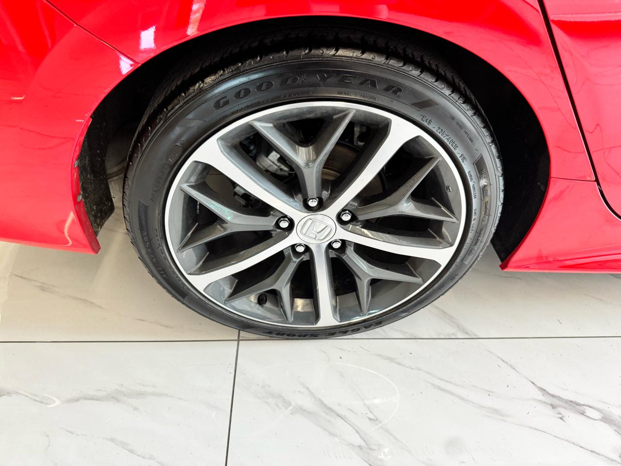 Honda Civic Sedan Touring CVT 2024