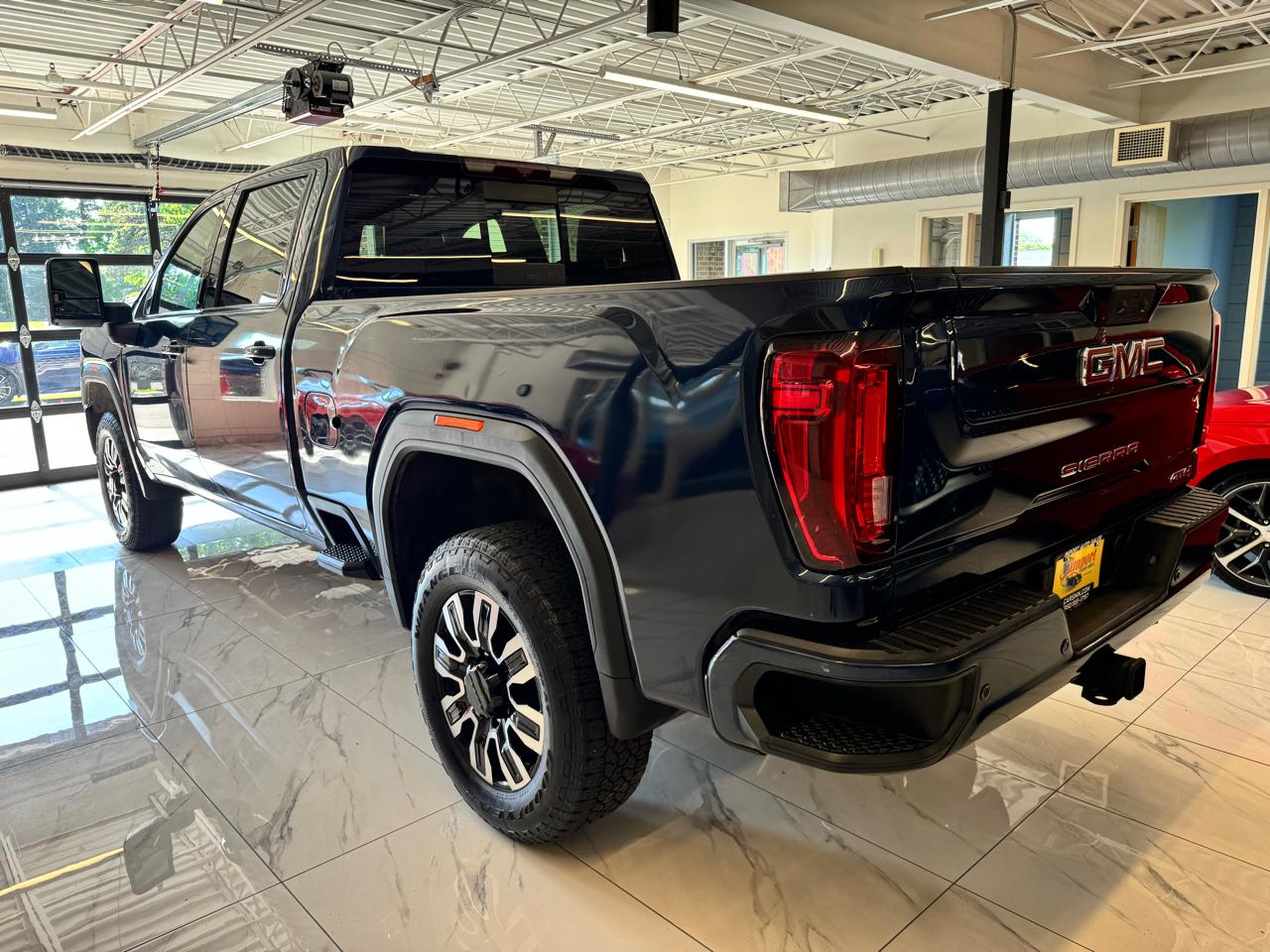 GMC Sierra 2500HD 4WD Crew Cab 159" AT4 2022