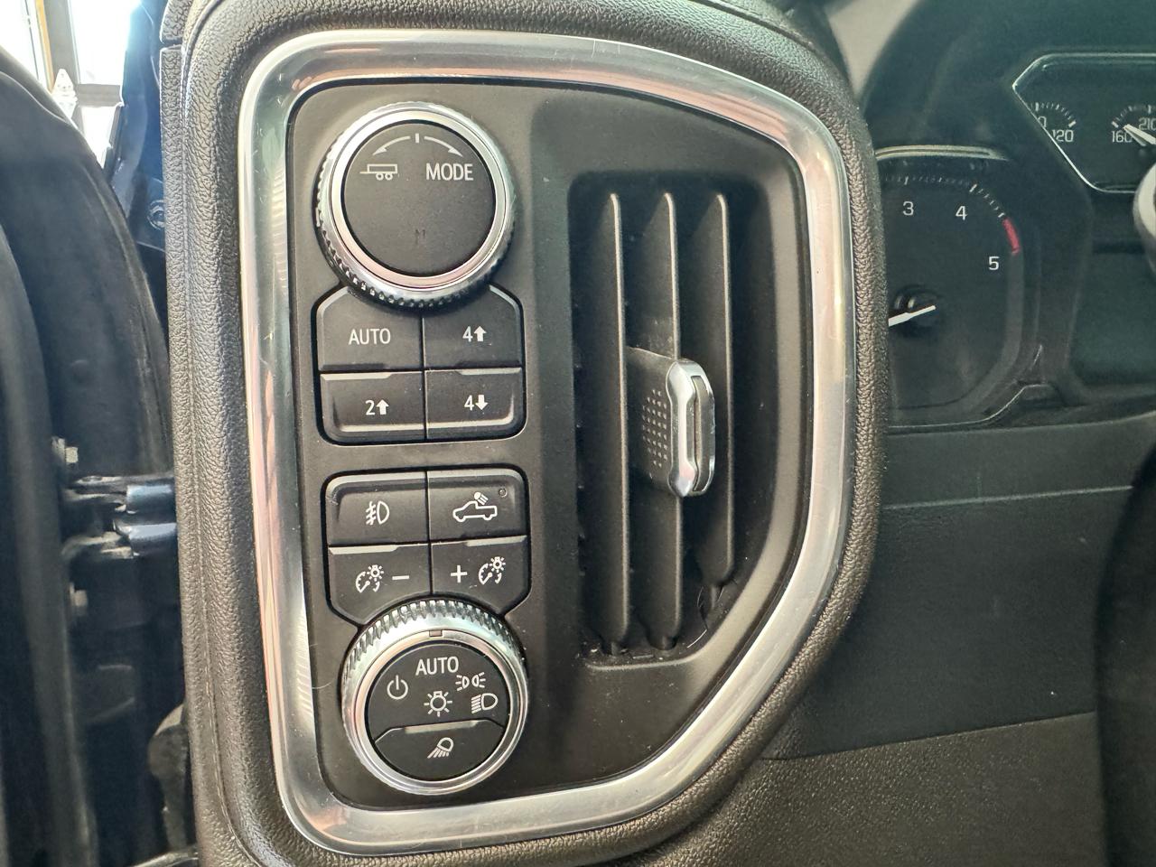GMC Sierra 2500HD 4WD Crew Cab 159" AT4 2022