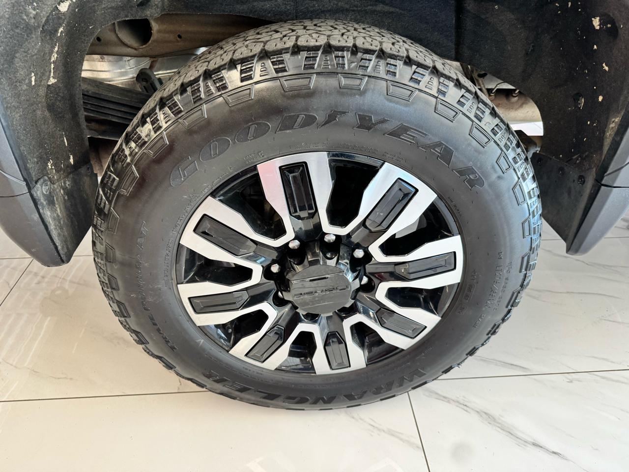 GMC Sierra 2500HD 4WD Crew Cab 159" AT4 2022