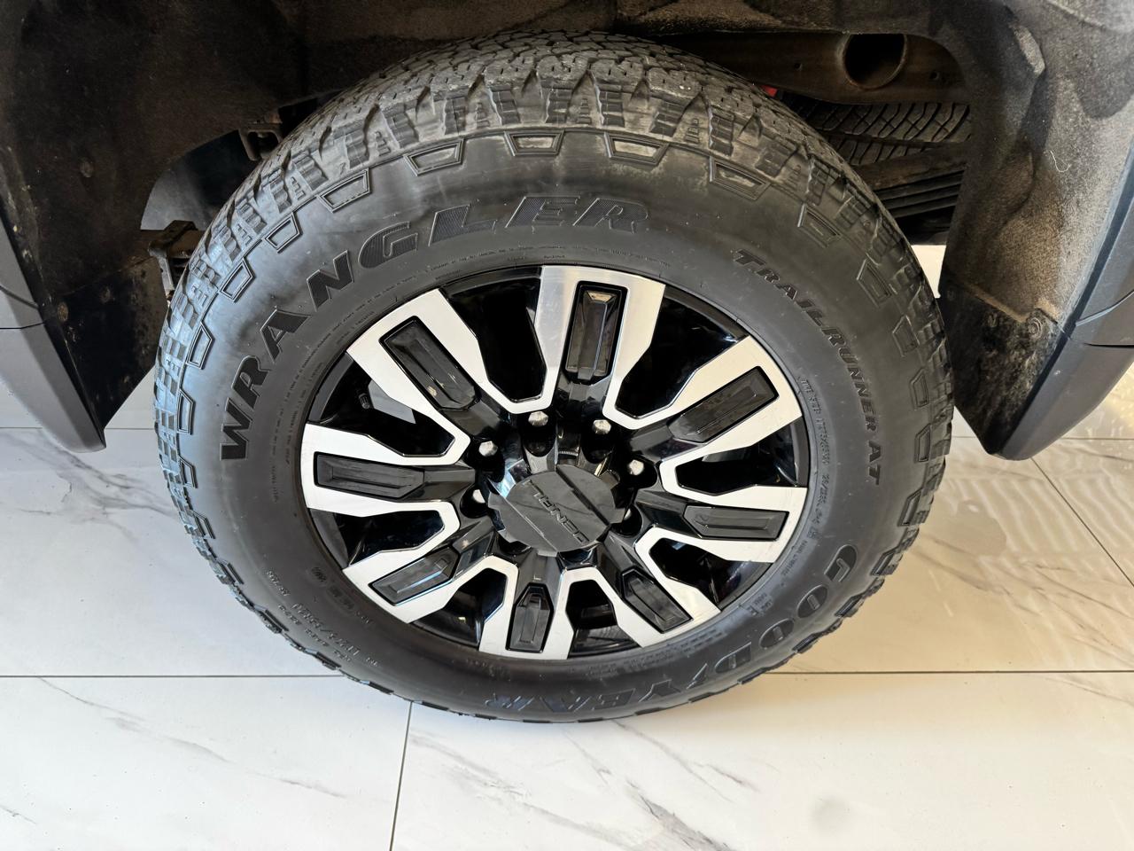 GMC Sierra 2500HD 4WD Crew Cab 159" AT4 2022