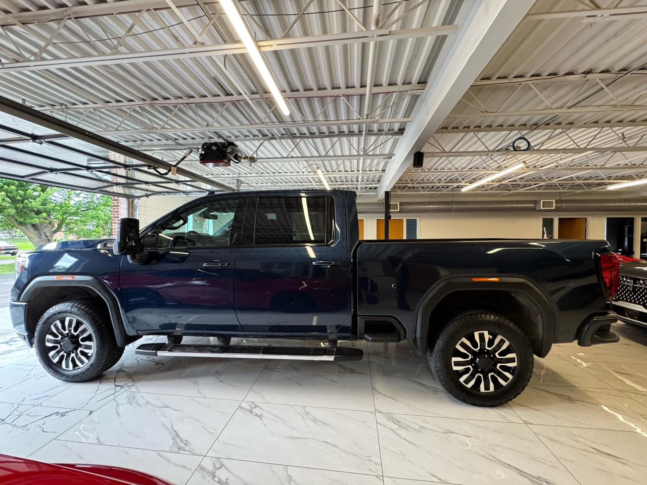 GMC Sierra 2500HD 4WD Crew Cab 159" AT4 2022