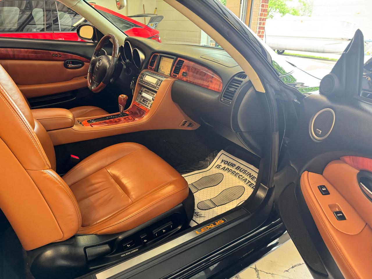 Lexus SC 430 2dr Convertible 2005