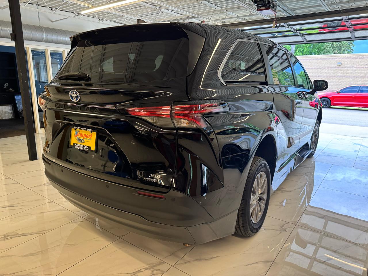 Toyota Sienna XLE FWD Mobility Access 7-Passenger V6 2022