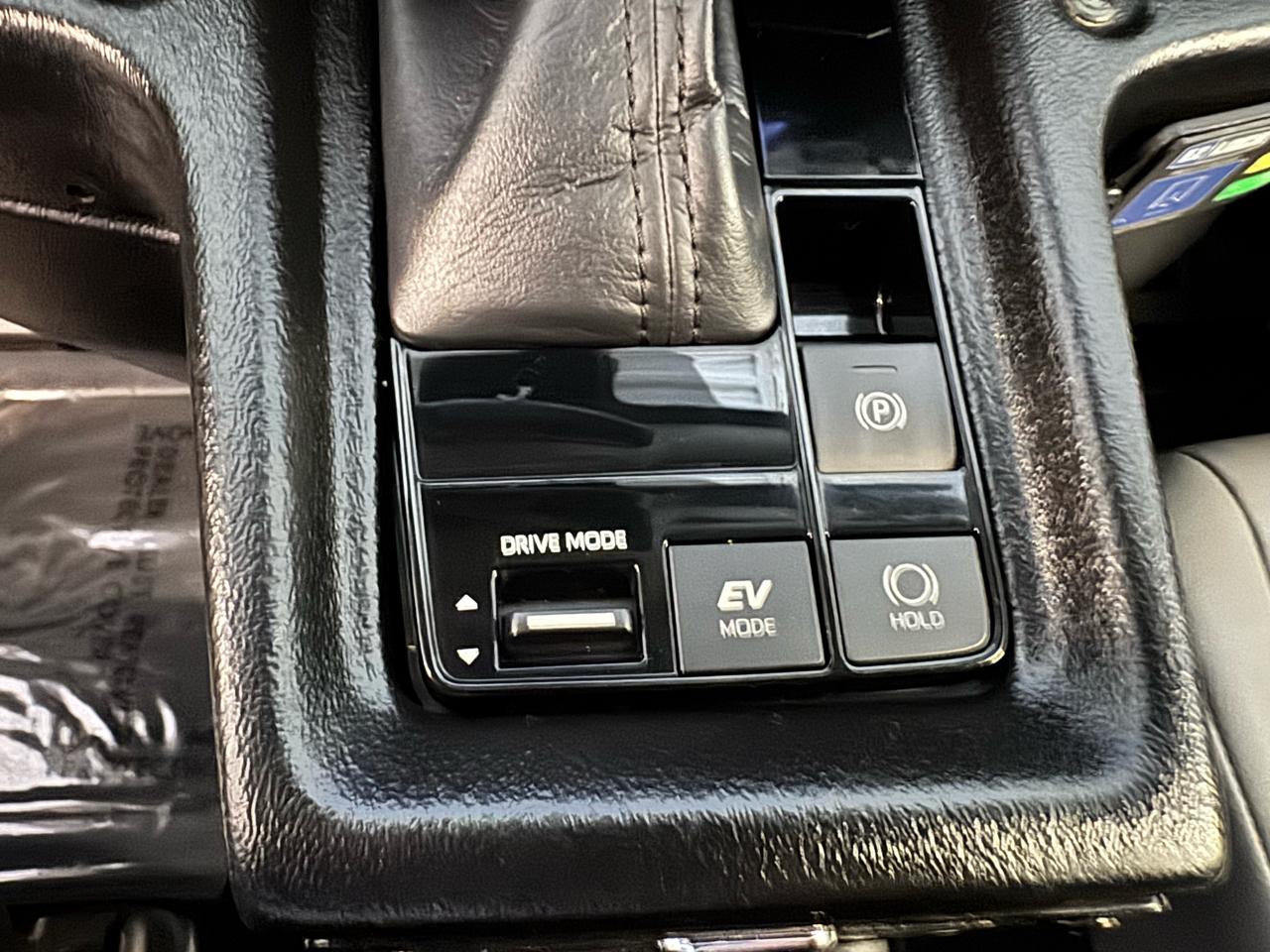 Toyota Sienna XLE FWD Mobility Access 7-Passenger V6 2022