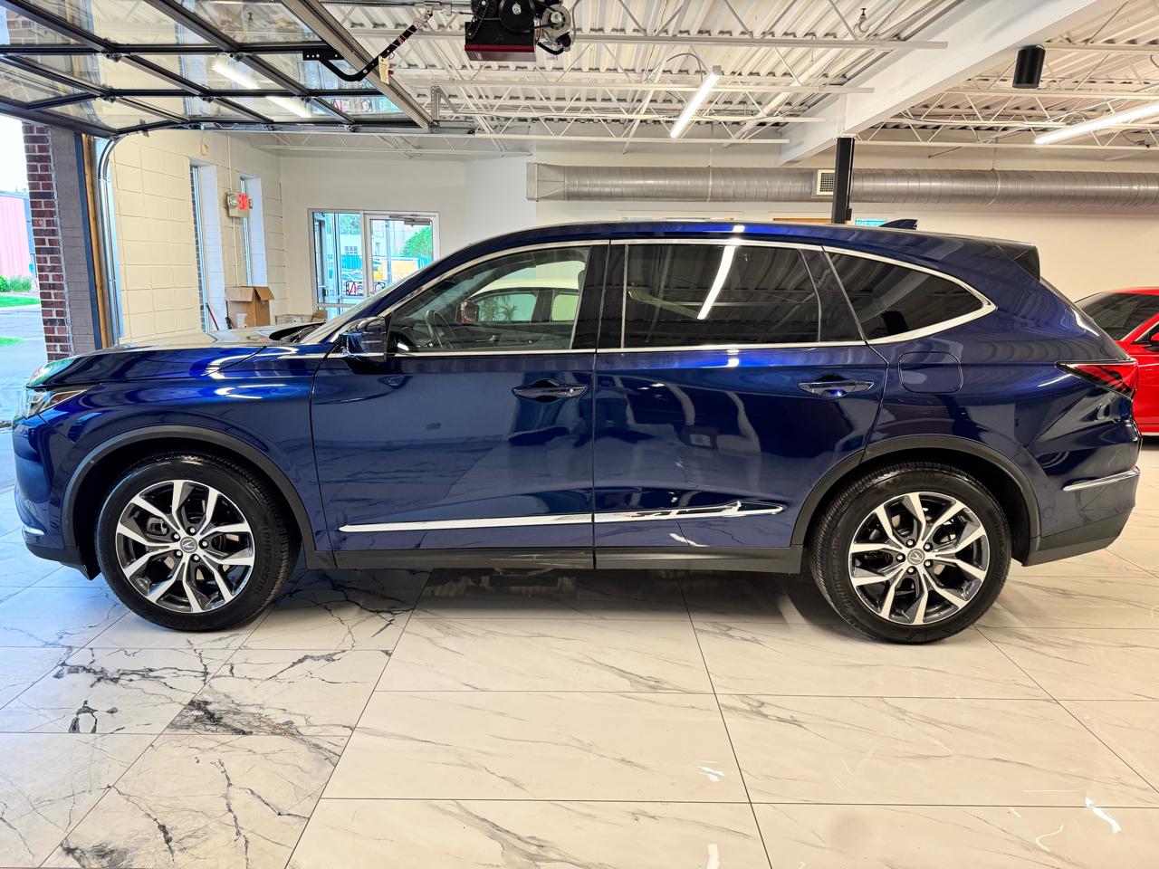 Acura MDX SH-AWD w/Technology Package 2023