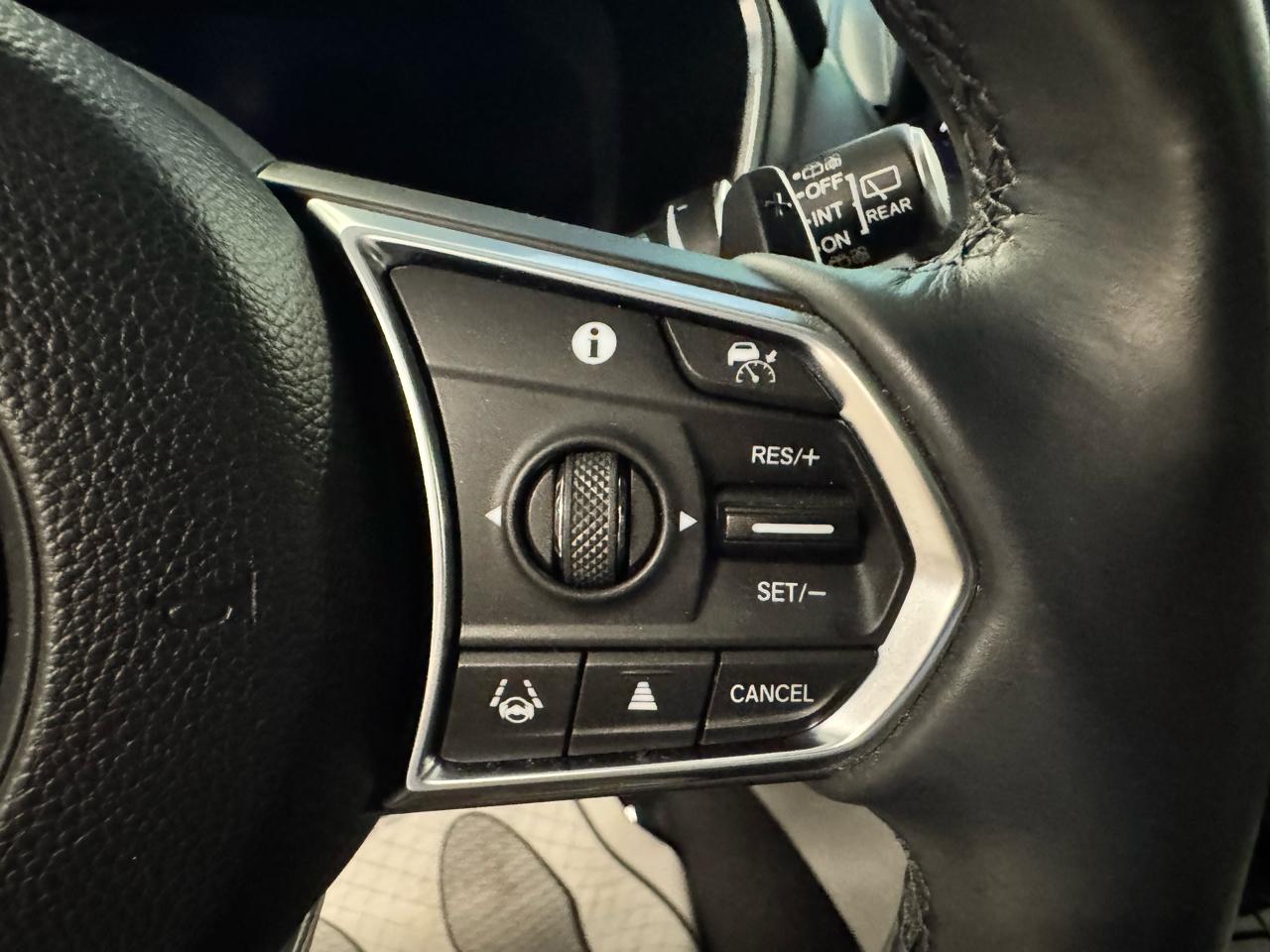 Acura MDX SH-AWD w/Technology Package 2023