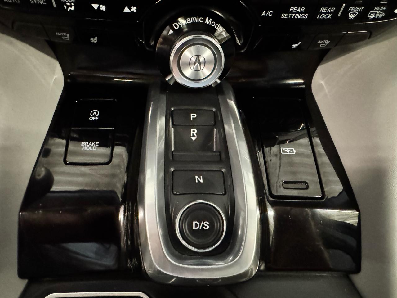 Acura MDX SH-AWD w/Technology Package 2023