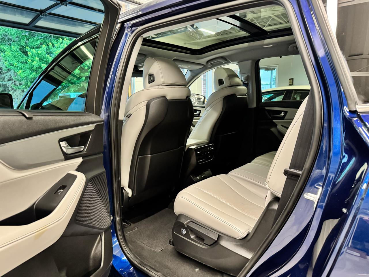 Acura MDX SH-AWD w/Technology Package 2023