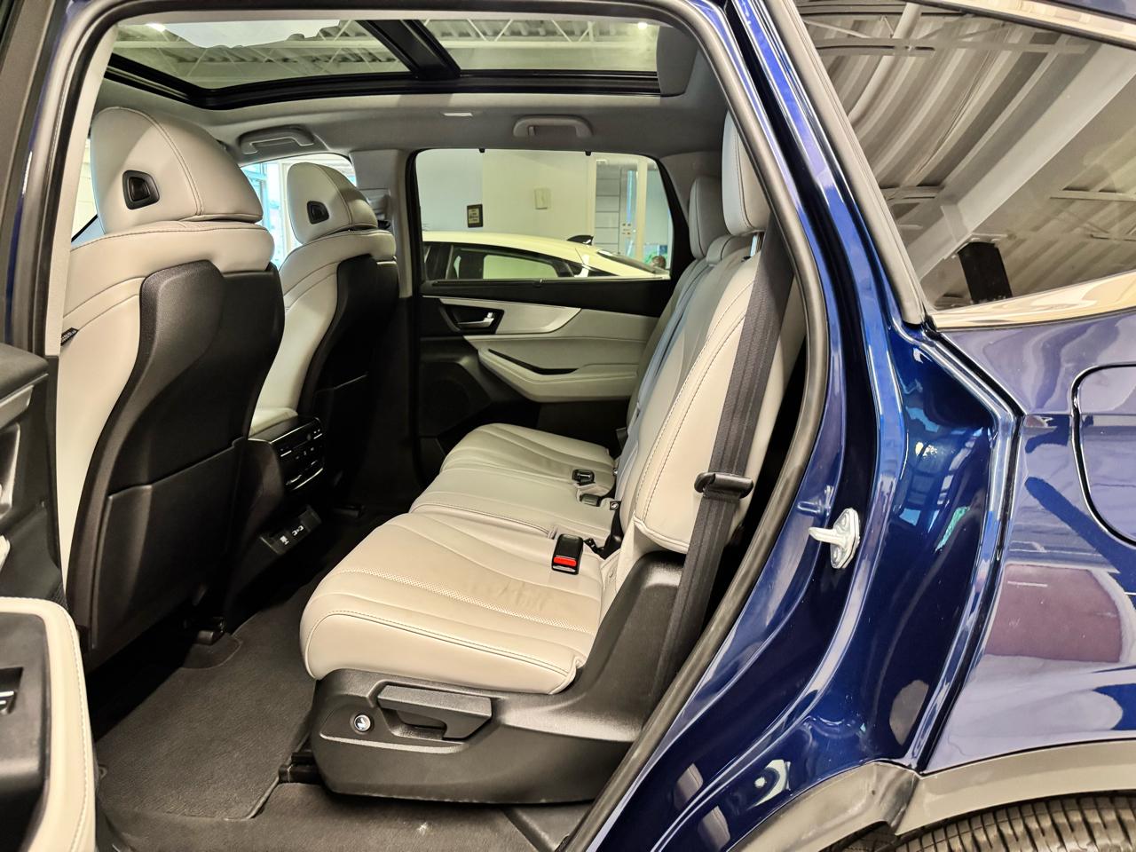 Acura MDX SH-AWD w/Technology Package 2023
