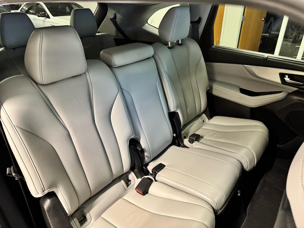 Acura MDX SH-AWD w/Technology Package 2023