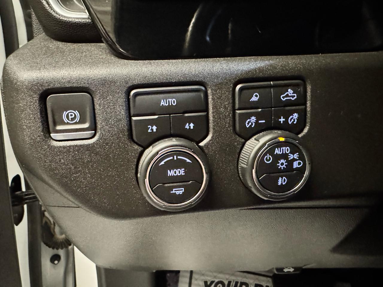 Chevrolet Silverado 1500 4WD Crew Cab 147" LTZ 2023