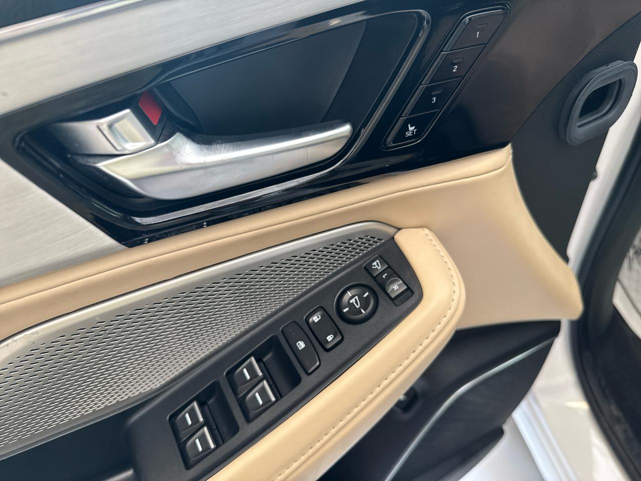 Acura MDX SH-AWD w/Technology Package 2024