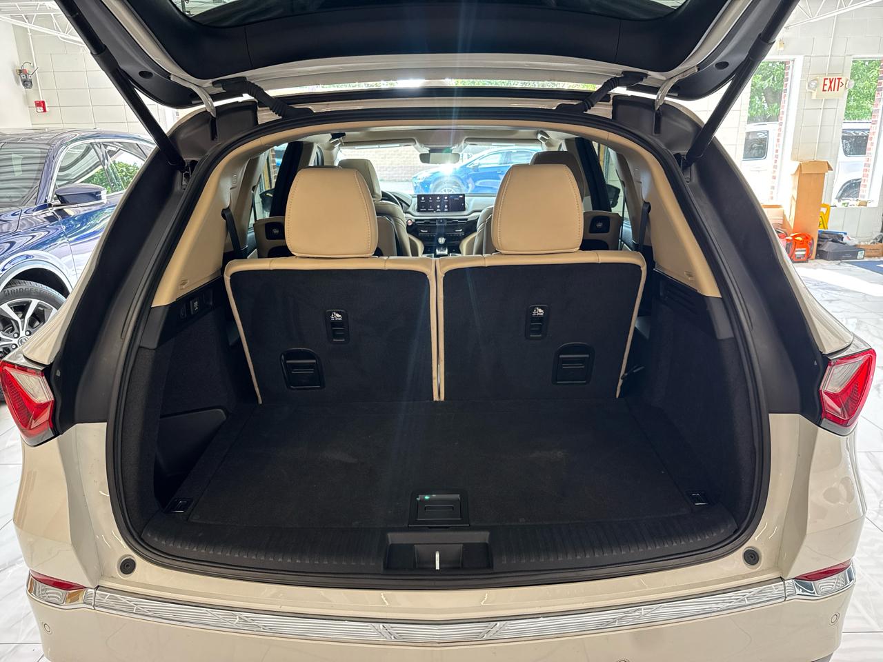 Acura MDX SH-AWD w/Technology Package 2024