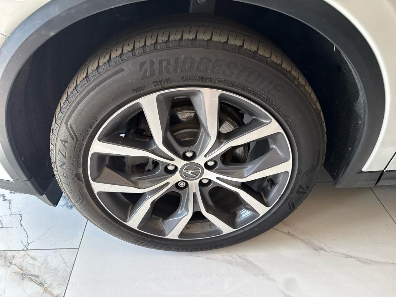 Acura MDX SH-AWD w/Technology Package 2024
