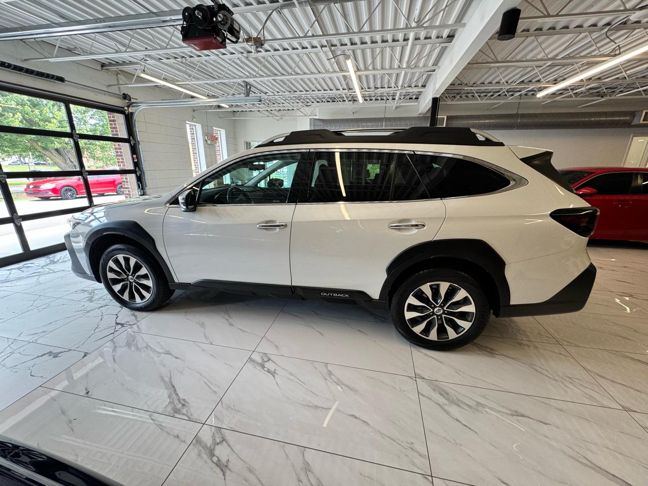 Subaru Outback Touring CVT 2023