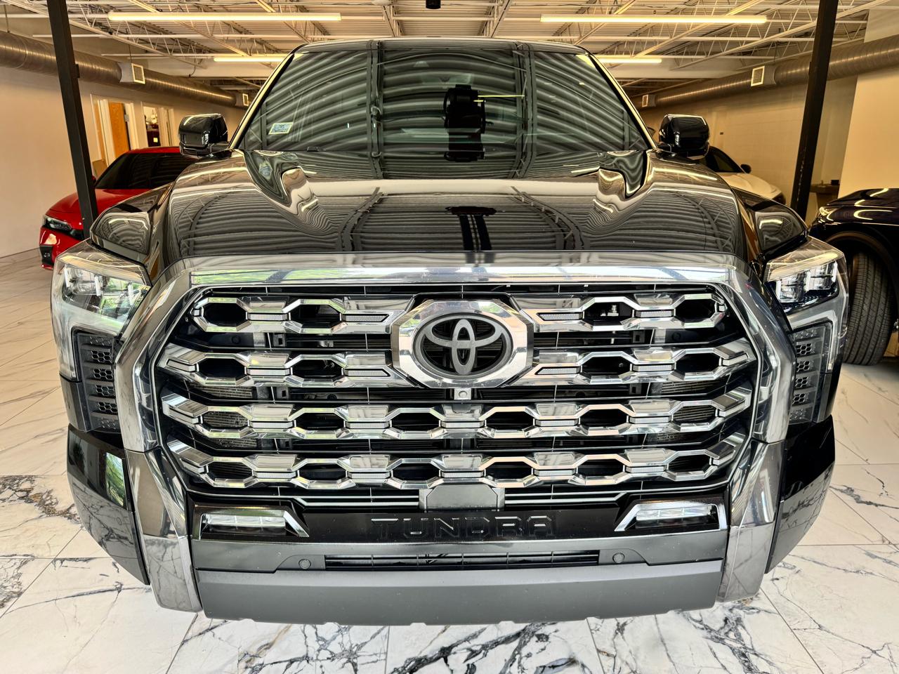 Toyota Tundra 4WD Platinum CrewMax 5.5' Bed (Natl) 2023