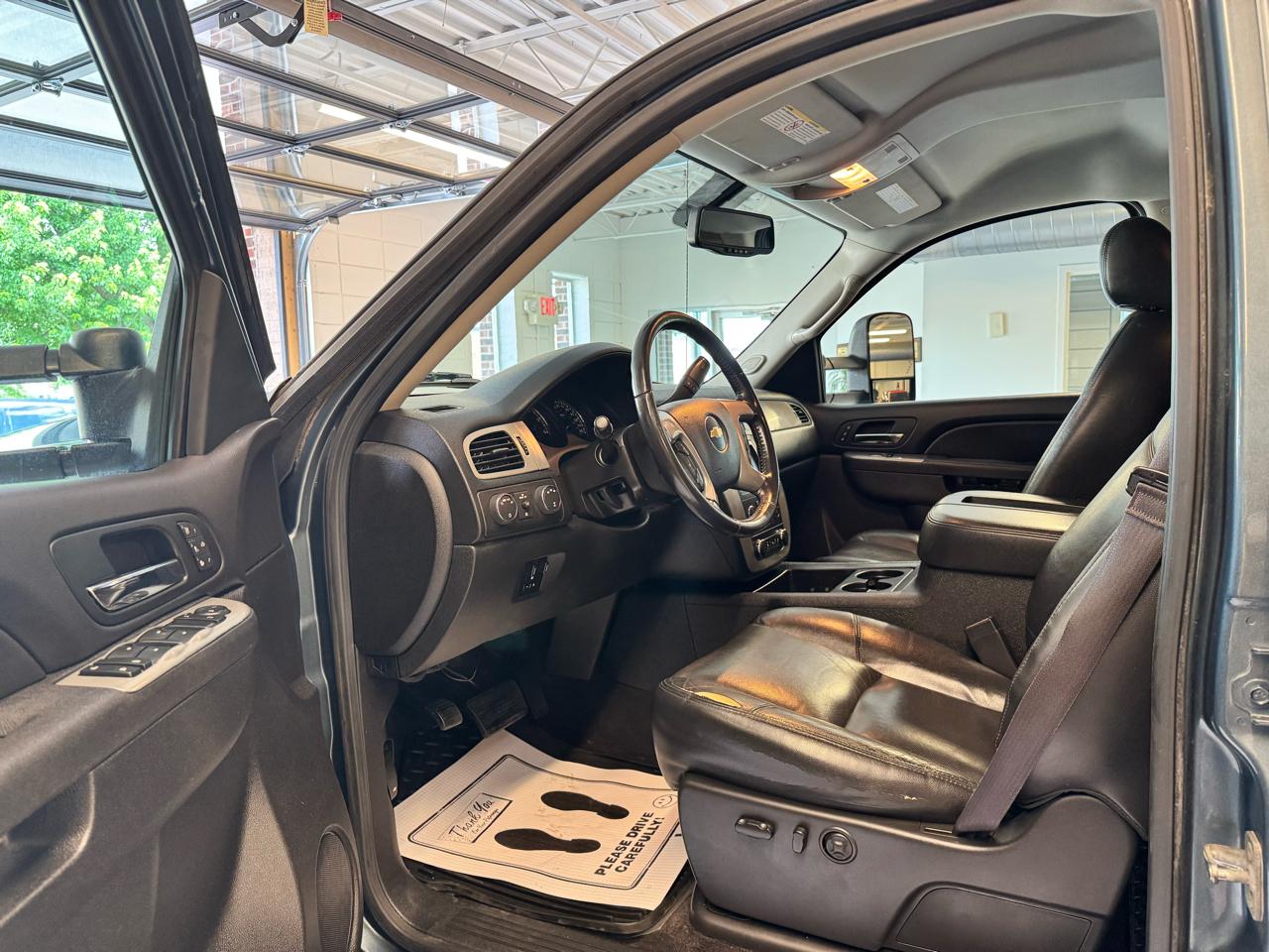 Chevrolet Silverado 2500HD 4WD Crew Cab 153.7" LTZ 2014