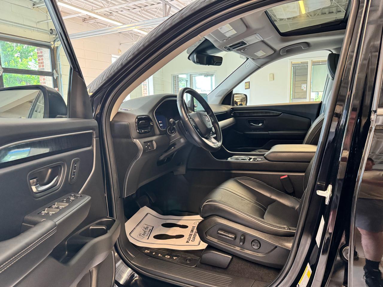 Honda Pilot Elite AWD 2023