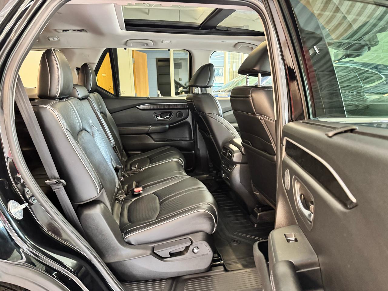 Honda Pilot Elite AWD 2023