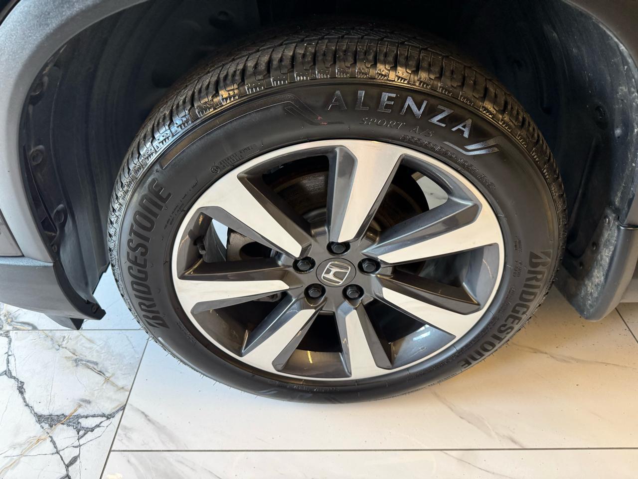 Honda Pilot Elite AWD 2023