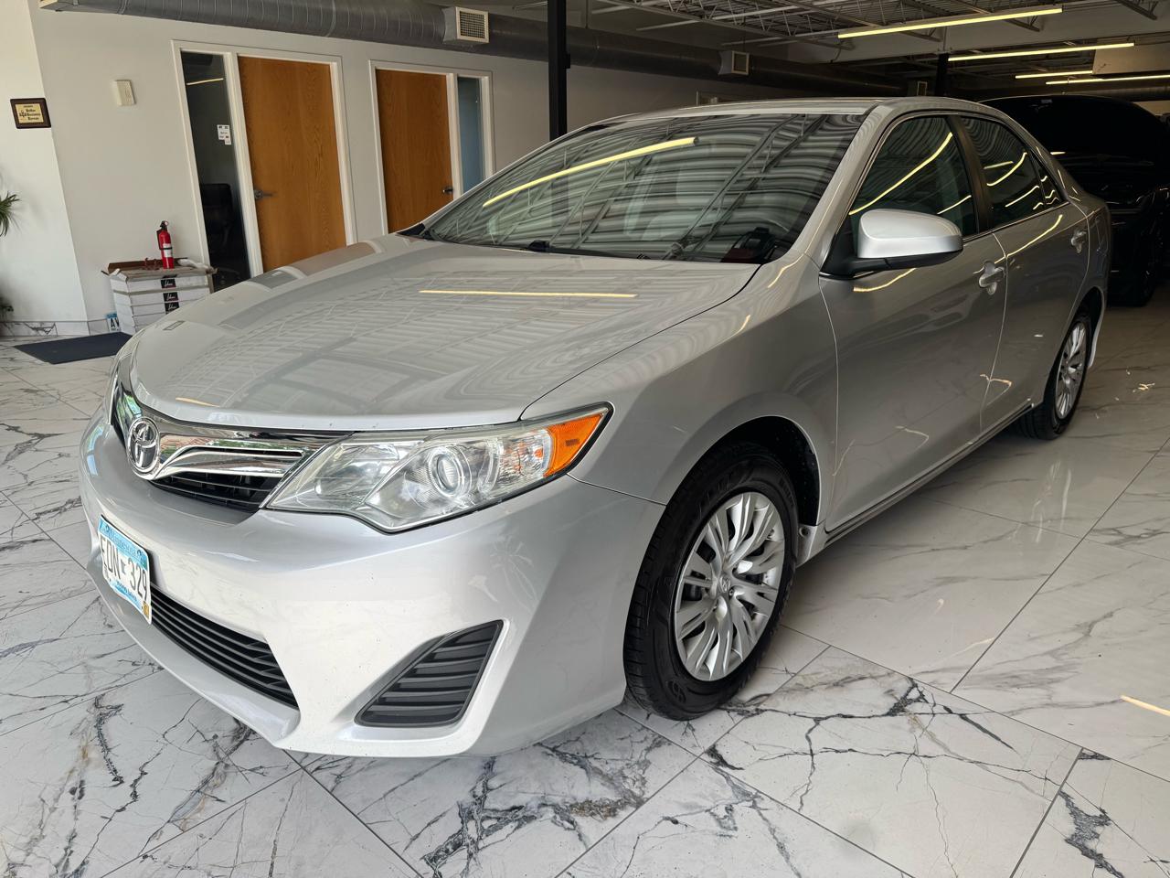 Toyota Camry 2014.5 4dr Sdn I4 Auto SE Sport (Natl) 2014