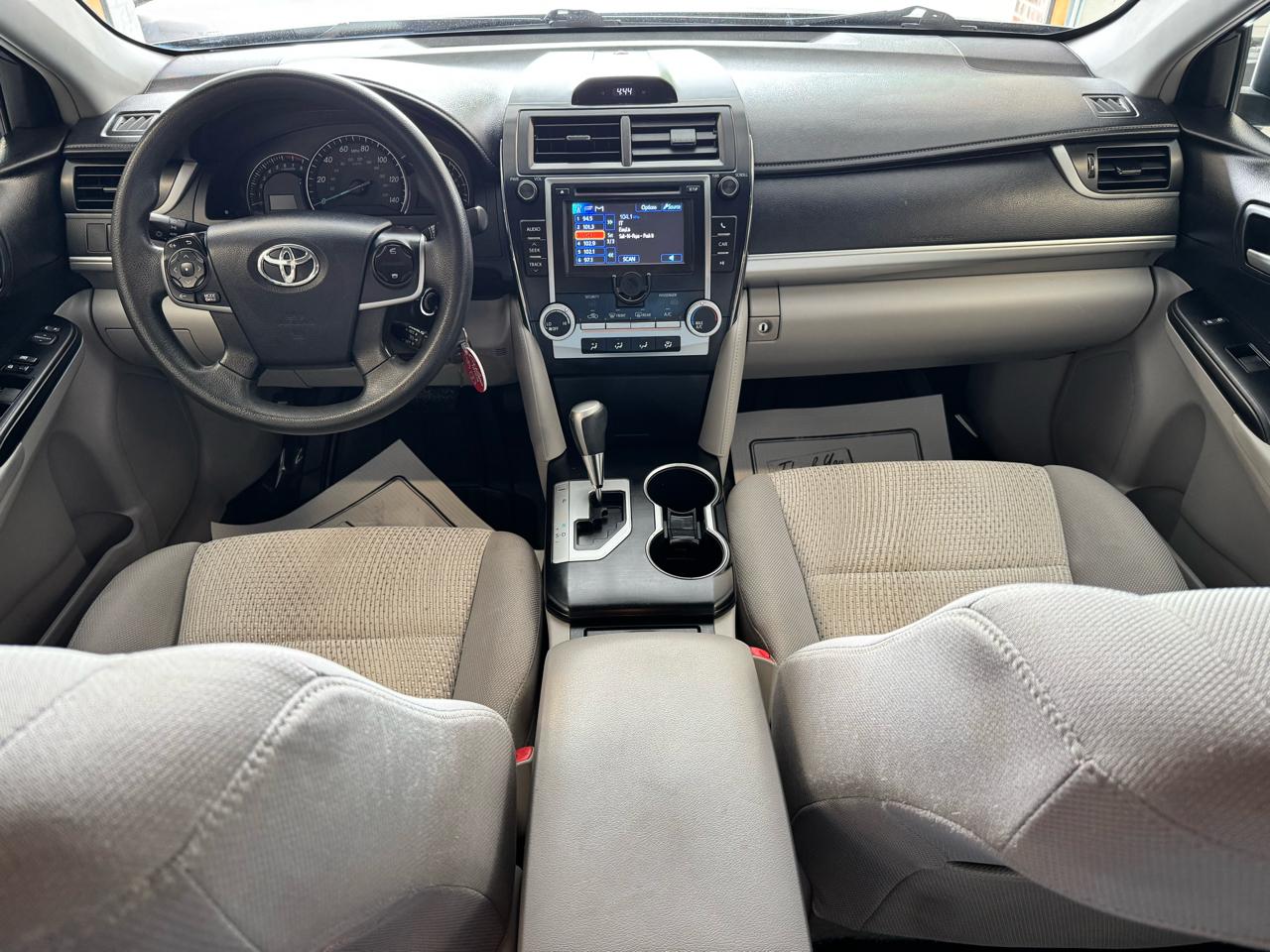 Toyota Camry 2014.5 4dr Sdn I4 Auto SE Sport (Natl) 2014