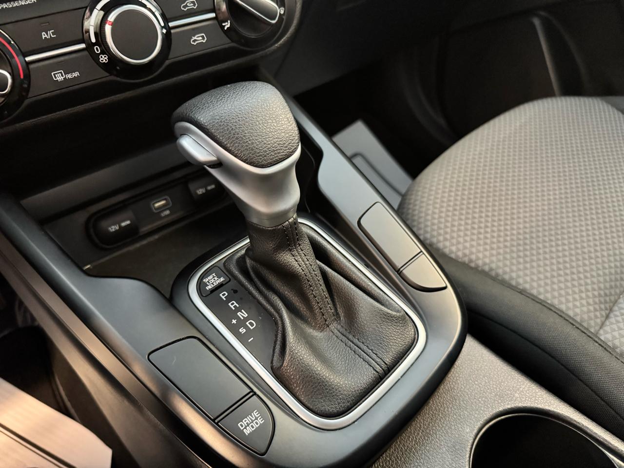 Kia Soul LX IVT 2023